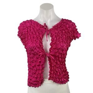 Urban Outfitters Pink Bubble Popcorn Ruffle Short Sleeve Tie Knot Crop Top Sz S